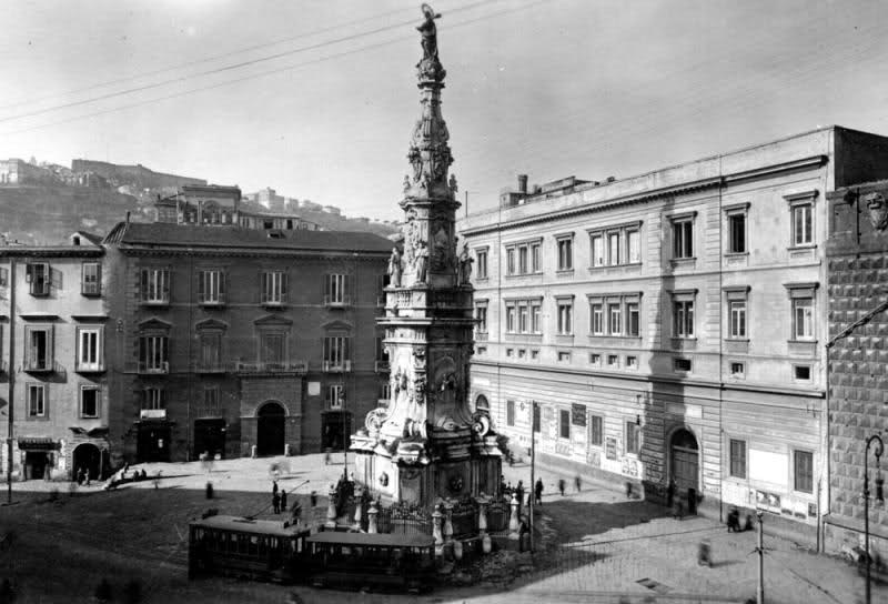 Piazza gesù nuovo